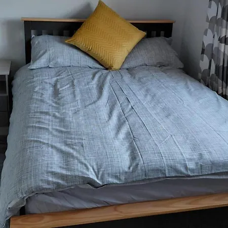 4 Bedroom House Sleeps 8 -pets Welcome -fireplace * Galway