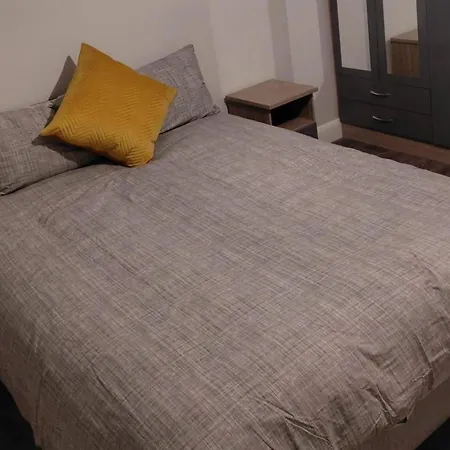 4 Bedroom House Sleeps 8 -pets Welcome -fireplace * Γκάλγουεϊ